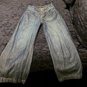 Wide leg jeans